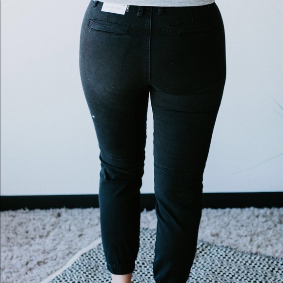 NWT KanCan Jillian Jeans - Picture 3 of 7